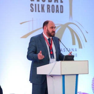 Советник Генерального директора ТОО «Global Gas Group»  Александр Цыганков, принял участие с докладом на пленарном заседании «Global Silk Road» 